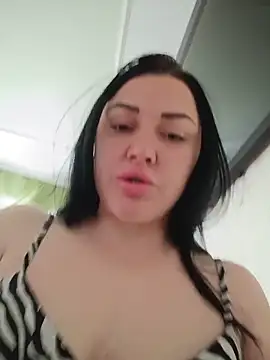 Elsie-Nora online show from 13, 6, 2026