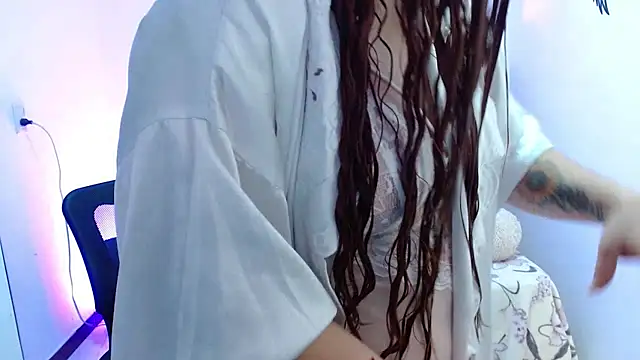 Snapshot of Luna_cur chatting on 25, 3, 2026 Luna cur online show from 25, 3, 2026