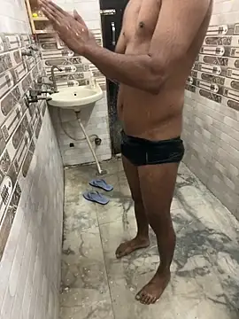 couple-new online show from 15, 4, 2026