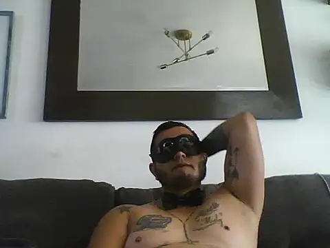 HOTB0Y18 online show from 23, 3, 2026