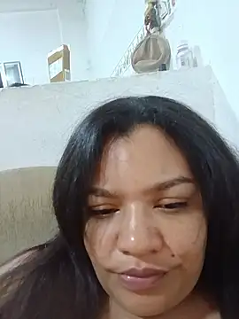 Lara Seduce online show from 5, 4, 2026