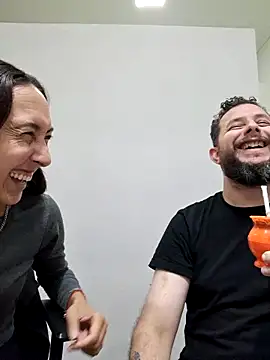 AlejoXMP2026 online show from 15, 4, 2026