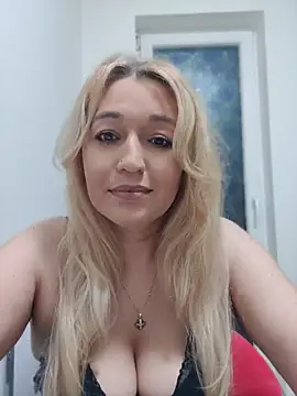 LexaVelure online show from 16, 4, 2026
