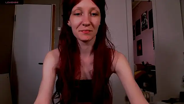 Snapshot of bzzz_bzzz chatting on 13, 4, 2026 bzzz bzzz online show from 13, 4, 2026