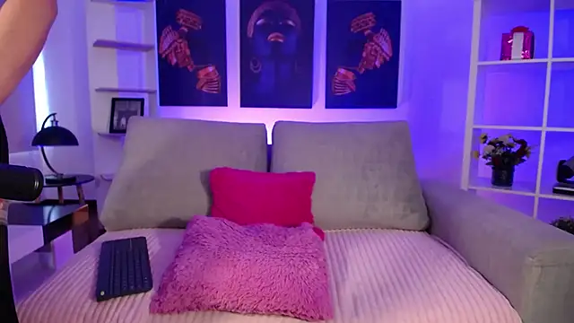 linda norris  online show from 28, 3, 2026