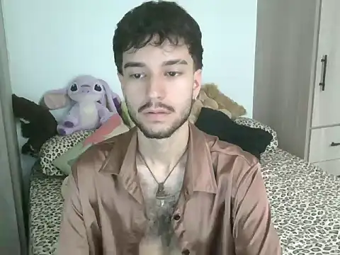 Snapshot of Adrien_polo chatting on 17, 4, 2026 Adrien polo online show from 17, 4, 2026