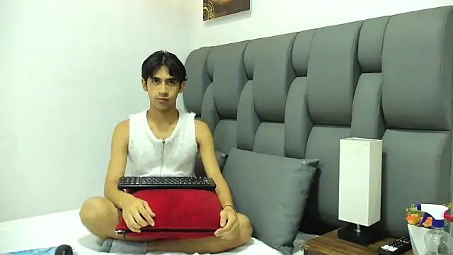  ArchieBlu  online show from 19, 3, 2026