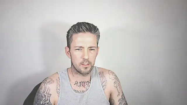 SkylarrGrey online show from 12, 4, 2026