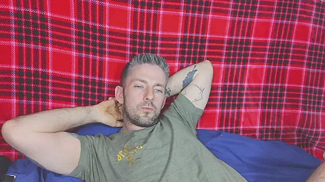 SkylarrGrey online show from 16, 4, 2026