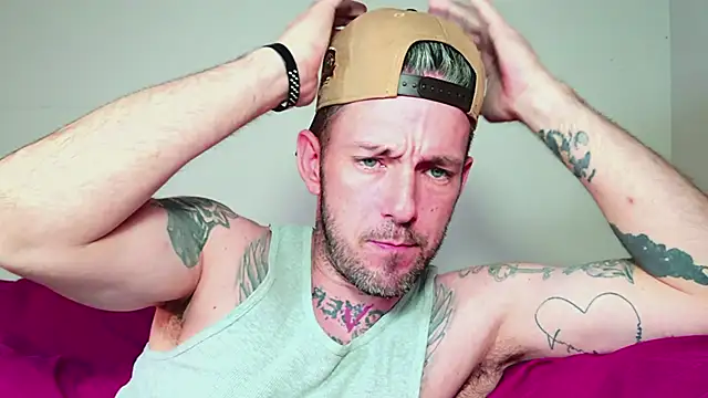 SkylarrGrey online show from 24, 6, 2026