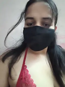 Snapshot of REENA-STRIP chatting on 17, 5, 2026 REENA-STRIP online show from 17, 5, 2026