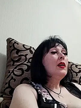 HelgaDennis online show from 28, 5, 2026