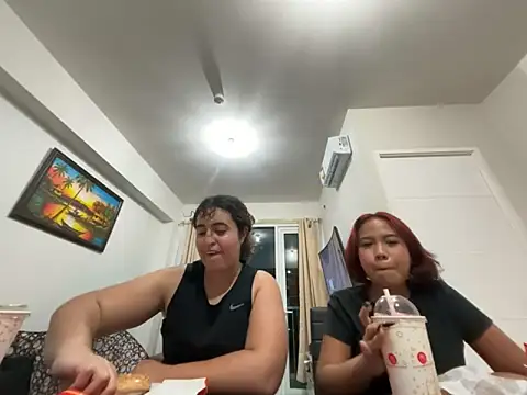 misscutee online show from 28, 4, 2026