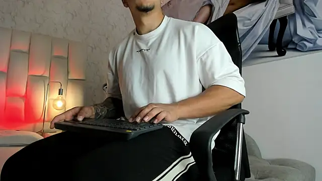 Zane cruz online show from 26, 4, 2026
