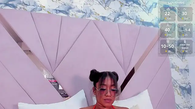 mia rouxx1 online show from 5, 5, 2026