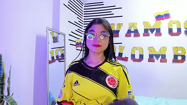 LindaCatalina  online show from 27, 6, 2026