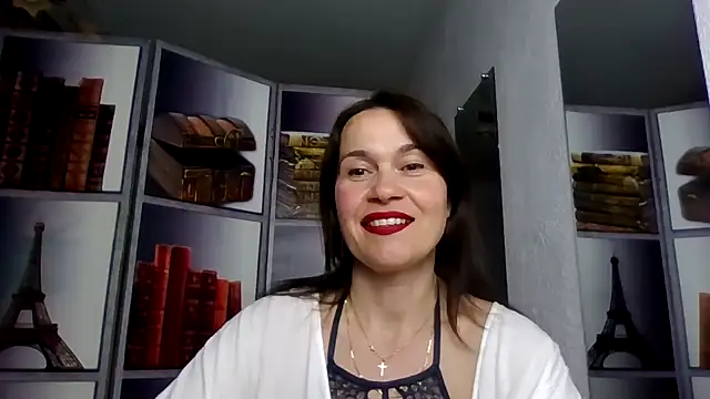 Selena Moo online show from 9, 4, 2026