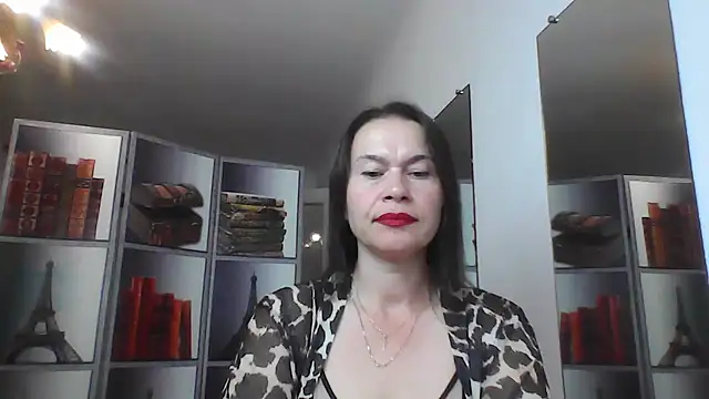 Selena Moo online show from 22, 7, 2026