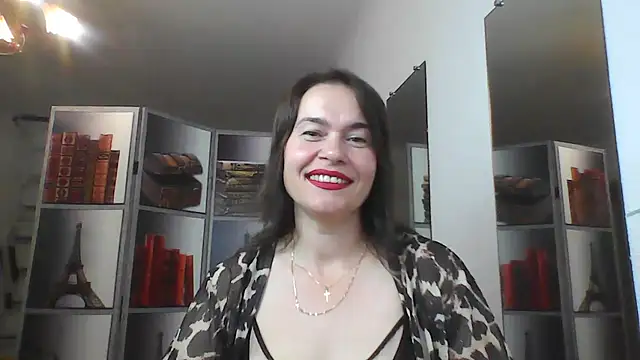 Selena Moo online show from 4, 8, 2026