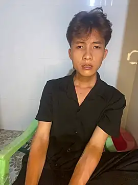 Nguyencuong1999 online show from 24, 5, 2026