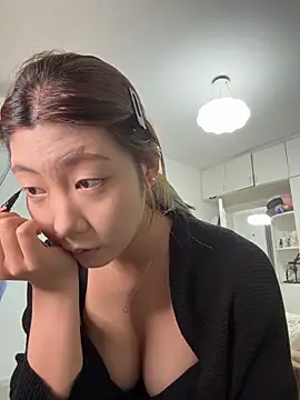 Snapshot of HANHAN886 chatting on 15, 4, 2026 HANHAN886 online show from 15, 4, 2026