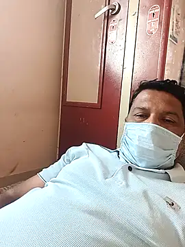 Snapshot of Daddyfuck_41 chatting on 27, 3, 2026 Daddyfuck 41 online show from 27, 3, 2026