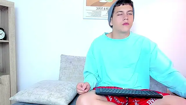 Snapshot of dennis_hills chatting on 23, 3, 2026 dennis hills online show from 23, 3, 2026