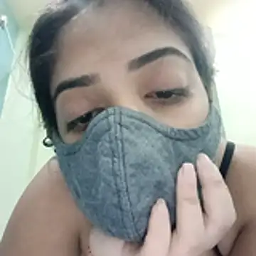 sanayabose7 online show from 7, 4, 2026