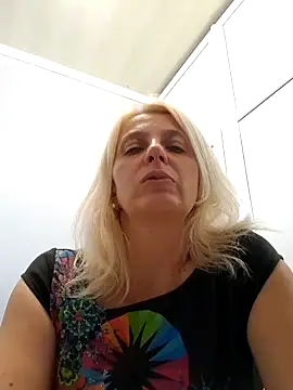 MiaLove183 online show from 29, 7, 2026
