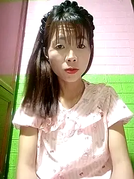 AmyLinee01 online show from 2, 5, 2026