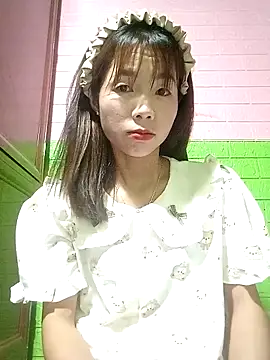 AmyLinee01 online show from 4, 5, 2026