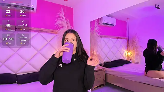 DaniandCute online show from 25, 3, 2026