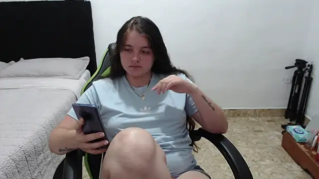 Queen Val369 online show from 5, 6, 2026