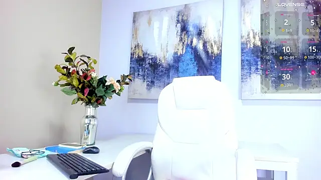 andreazoe online show from 30, 4, 2026
