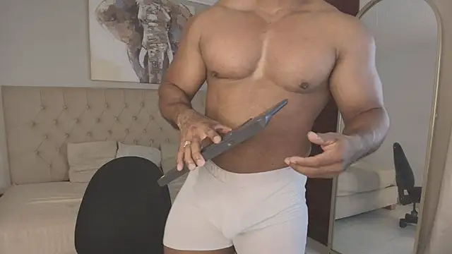 Snapshot of Trevor_vinc chatting on 5, 7, 2026 Trevor vinc online show from 5, 7, 2026