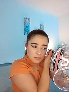 martina connor1 online show from 16, 4, 2026