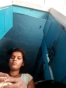 Raveena0990 online show from 29, 5, 2026