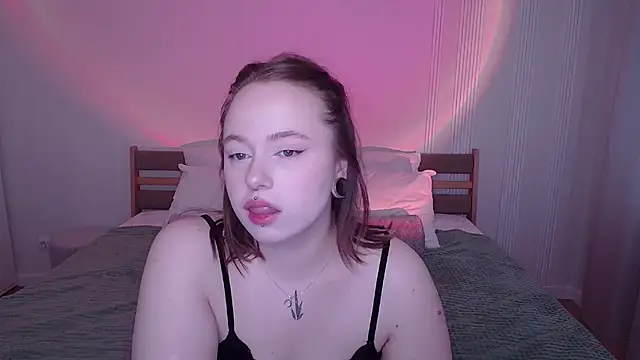 SelenaLily online show from 1, 4, 2026