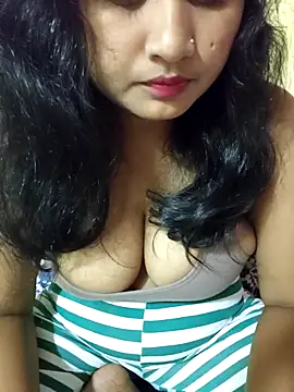 Snapshot of Tridha_2 chatting on 13, 4, 2026 Tridha 2 online show from 13, 4, 2026