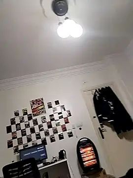 Snapshot of Ghostx22r chatting on 8, 4, 2026 Ghostx22r online show from 8, 4, 2026