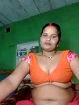 Snapshot of Shivani09900 chatting on 9, 6, 2026 Shivani09900 online show from 9, 6, 2026