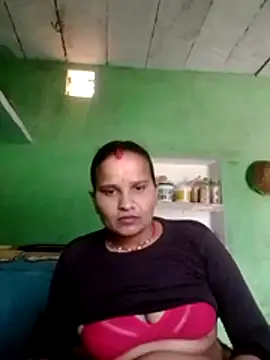Snapshot of Shivani09900 chatting on 13, 6, 2026 Shivani09900 online show from 13, 6, 2026