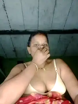 Snapshot of Shivani09900 chatting on 26, 6, 2026 Shivani09900 online show from 26, 6, 2026