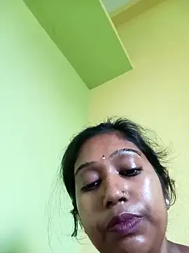 bannerjeesneha20 online show from 22, 4, 2026