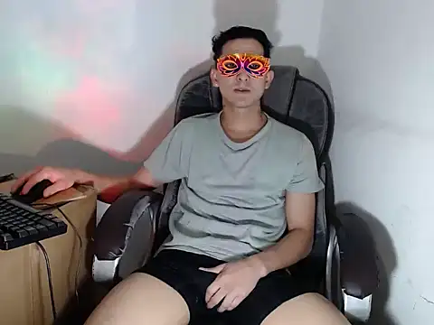 SexyboyHot2000 online show from 24, 5, 2026