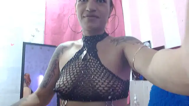 veronicaqueenxxx online show from 20, 5, 2026