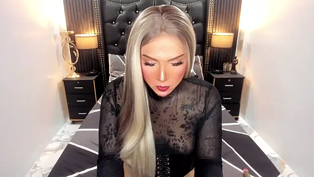 urasianhotfucker online show from 18, 4, 2026