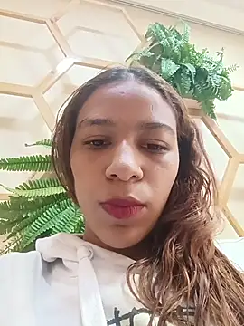 ValerieWoodsl online show from 15, 7, 2026