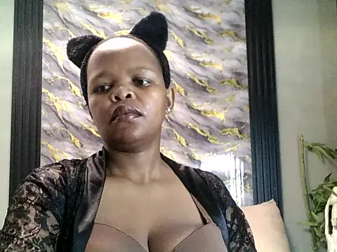 BustyBUNNYWORXXX online show from 8, 4, 2026