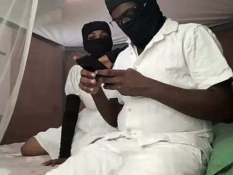 Ragasiyacouples online show from 6, 4, 2026